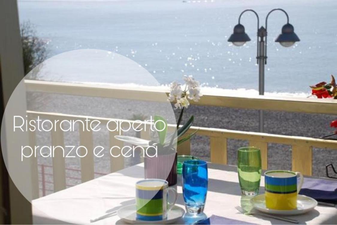 Hotel Piccolo Paradiso Бордигера Экстерьер фото