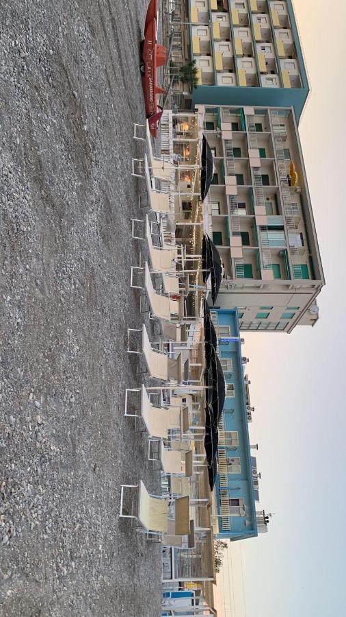 Hotel Piccolo Paradiso Бордигера Экстерьер фото