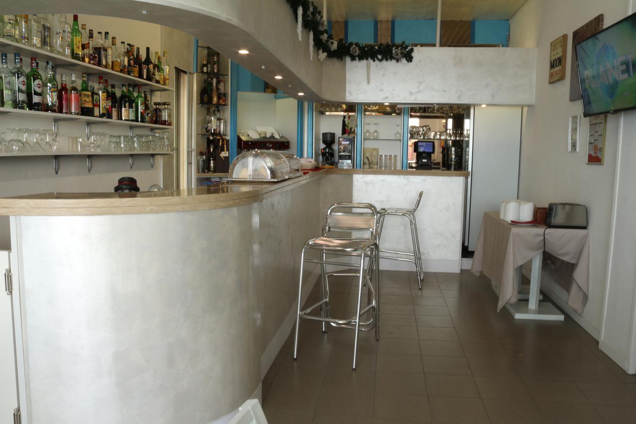 Hotel Piccolo Paradiso Бордигера Экстерьер фото